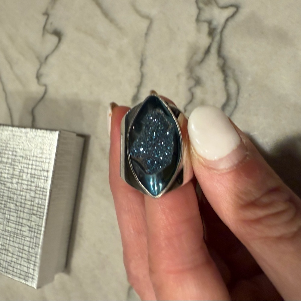Sterling Silver and Druze Ring Signed by Artist - Picture 2 of 16